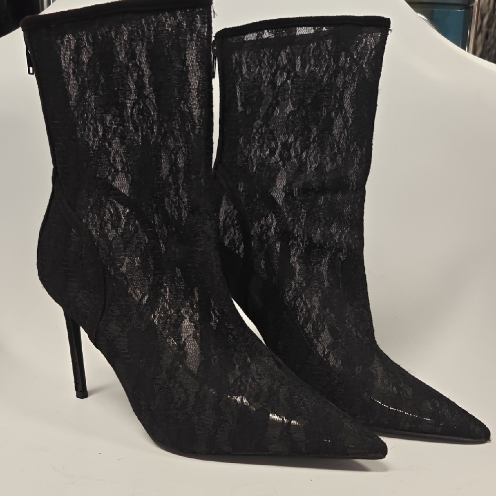 PrettyLittleThing Black Lace Heeled Boots
